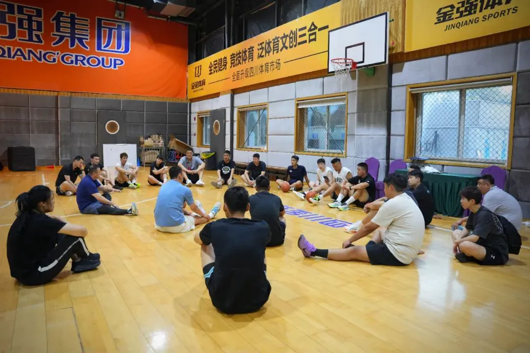 借助线上篮球训练平台在家也能追逐梦想_2